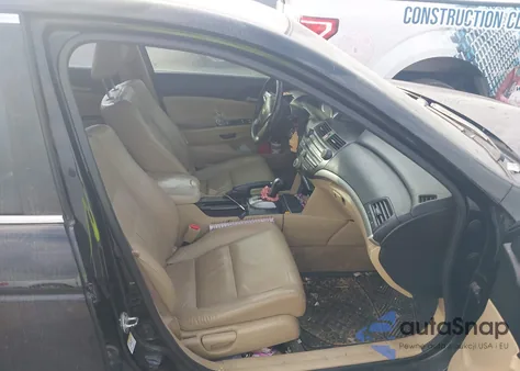 2011 Honda Accord 2.4 Se из США, поврежденный, VIN 1HGCP2F63BA151770